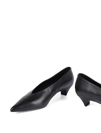 Жіночі туфлі MIRATON шкіряні чорні - фото 2 - Miraton