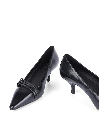 Жіночі туфлі MIRATON шкіряні чорні - фото 2 - Miraton