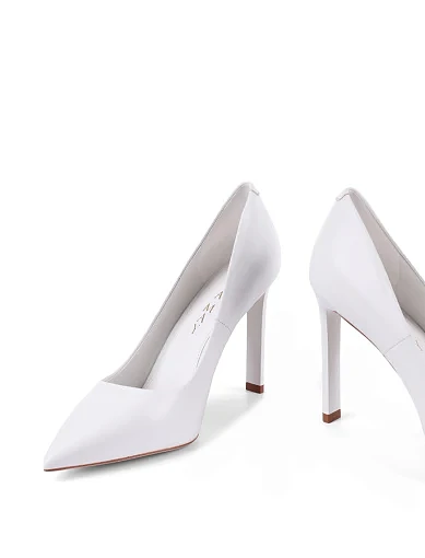 Жіночі туфлі Mia May шкіряні білі - фото 2 - Miraton