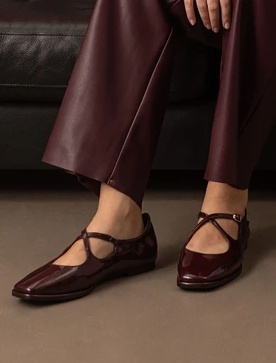 Жіночі балетки MIRATON лакові бордові - фото 7 - Miraton