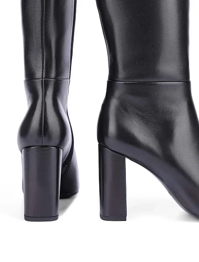 Жіночі чоботи Attizzare шкіряні чорні - фото 2 - Miraton