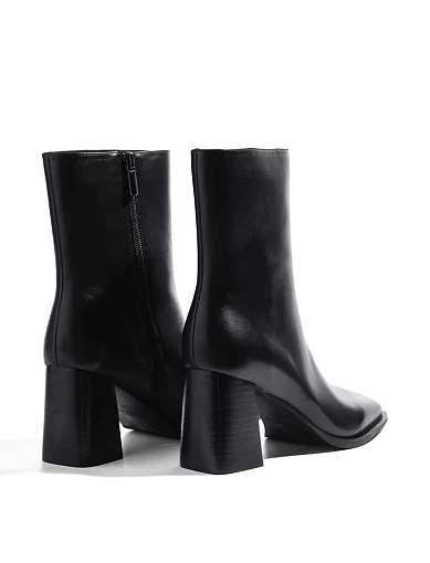 Жіночі черевики MIRATON шкіряні чорні - фото 4 - Miraton