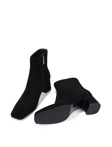 Жіночі черевики Attizzare велюрові чорні(207-V25163-5501-1) - фото 3 - Miraton