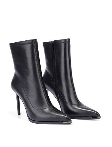 Жіночі черевики MIRATON шкіряні чорні - фото 4 - Miraton