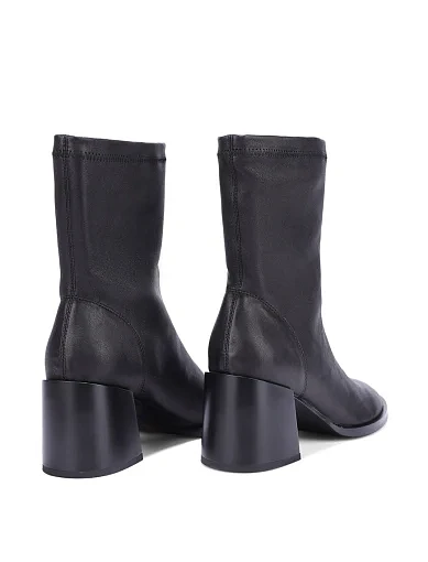 Жіночі черевики MIRATON шкіряні чорні - фото 5 - Miraton