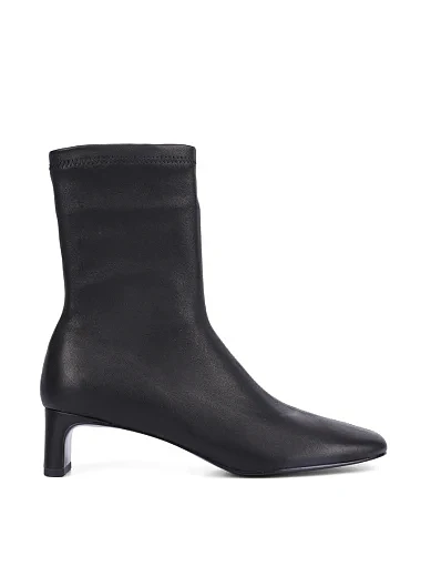 Жіночі черевики MIRATON шкіряні чорні - фото 1 - Miraton