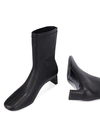 Жіночі черевики MIRATON шкіряні чорні - фото 2 - Miraton