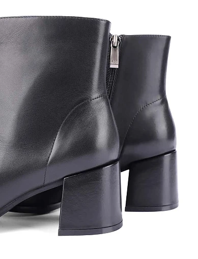 Женские ботинки Attizzare кожаные черные - фото 5 - Miraton