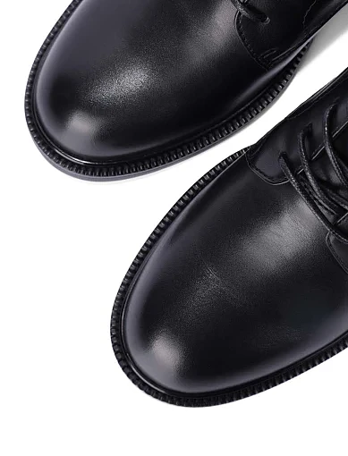 Жіночі черевики Attizzare шкіряні чорні - фото 5 - Miraton