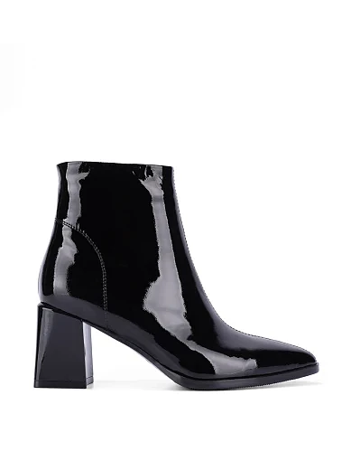 Жіночі черевики Attizzare з наплаку чорні - фото 2 - Miraton