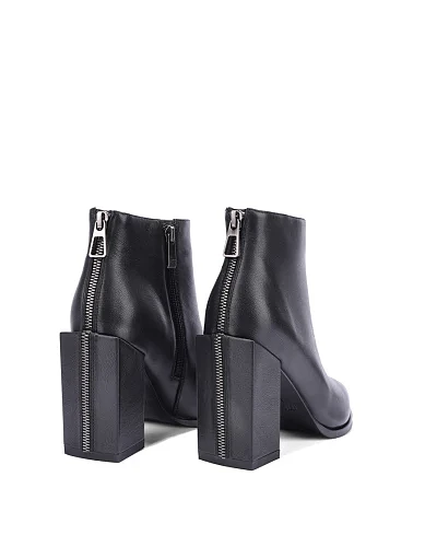 Жіночі черевики Attizzare шкіряні чорні - фото 4 - Miraton