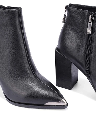 Жіночі черевики Attizzare шкіряні чорні - фото 5 - Miraton