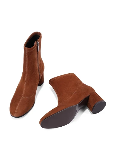 Жіночі черевики Attizzare велюрові чорні - фото 2 - Miraton