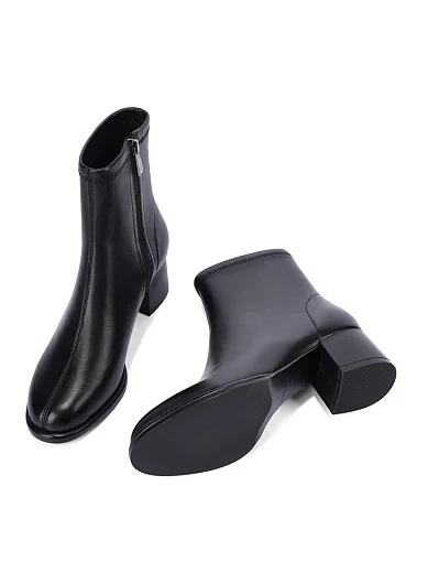 Женские ботинки Attizzare кожаные черные - фото 2 - Miraton