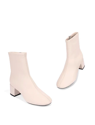 Жіночі черевики MIRATON шкіряні рисового кольору - фото 3 - Miraton