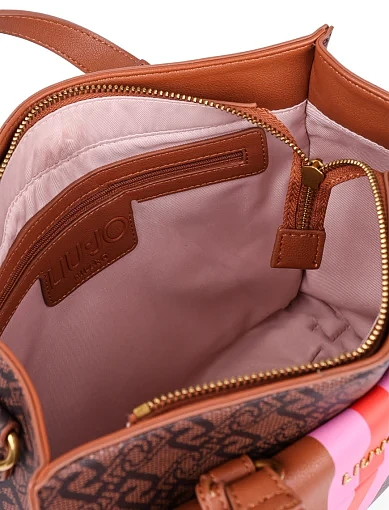 Жіноча сумка тоут LIU JO з екошкіри бежева(AXX032 E0538 X0282) - фото 6 - Miraton