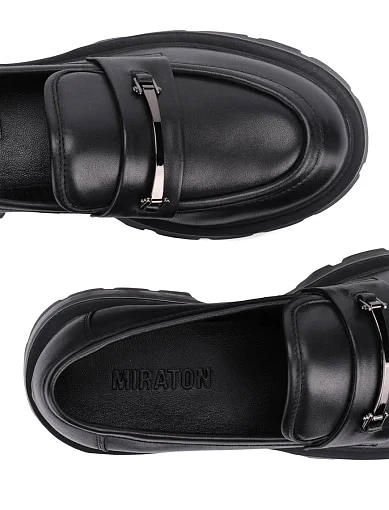 Жіночі туфлі лофери MIRATON шкіряні чорні - фото 2 - Miraton