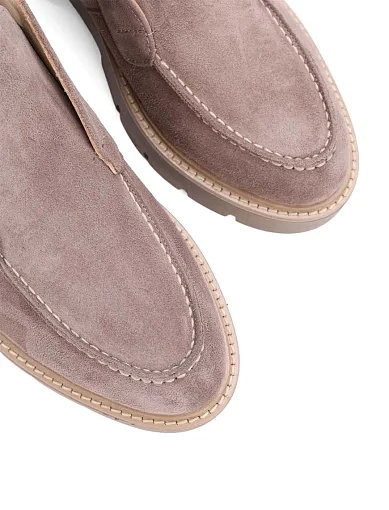 Жіночі черевики лофери Attizzare велюрові бежеві - фото 5 - Miraton