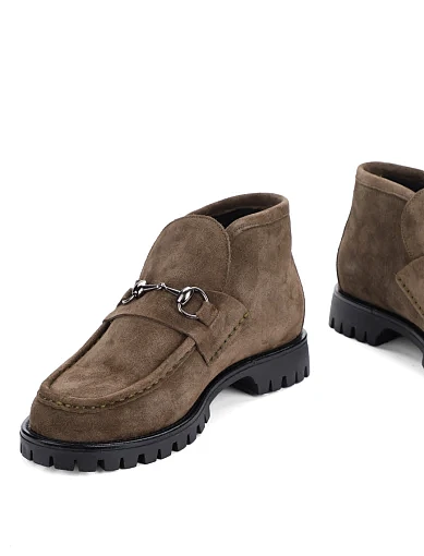 Жіночі черевики лофери Attizzare велюрові зелені - фото 2 - Miraton