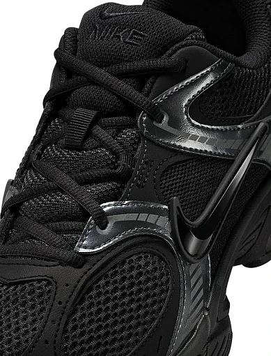 Чоловічі кросівки Nike V5 Rnr текстильні чорні (HJ5228-001) - фото 6 - Miraton