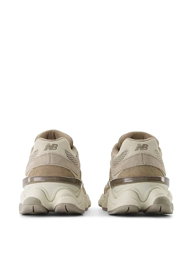 Жіночі кросівки New Balance 9060 замшеві бежеві - фото 4 - Miraton