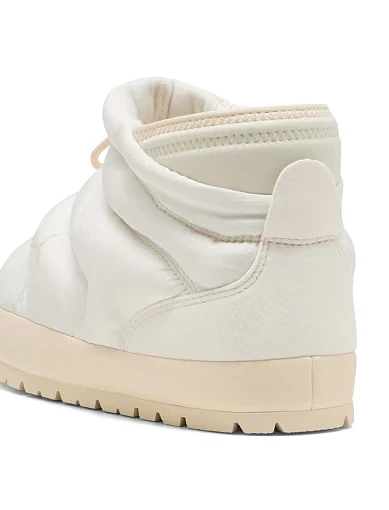 Жіночі дутики PUMA Tuff Terra Hi текстильні молочного кольору - фото 4 - Miraton