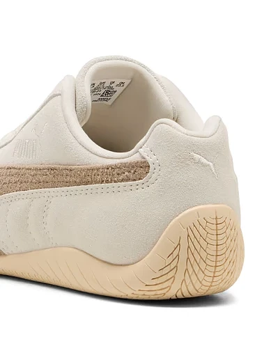 Жіночі кросівки PUMA Speedcat Elevated шкіряні молочного кольору - фото 4 - Miraton