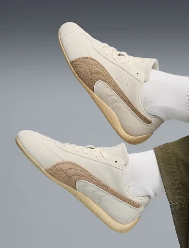 Жіночі кросівки PUMA Speedcat Elevated шкіряні молочного кольору - фото 6 - Miraton