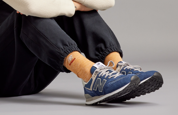 Мужские кроссовки New Balance ML574EVN синие замшевые фото 