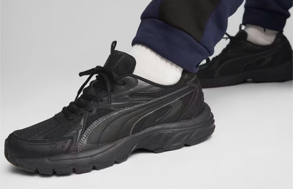 Чоловічі кросівки PUMA Milenio Tech чорні зі штучної шкіри фото 