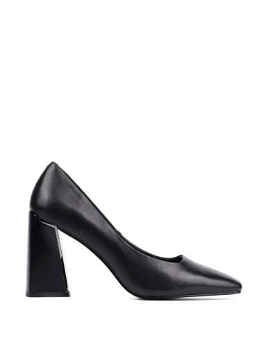 Женские туфли MIRATON кожаные черные на расклешенном каблуке фото 1
