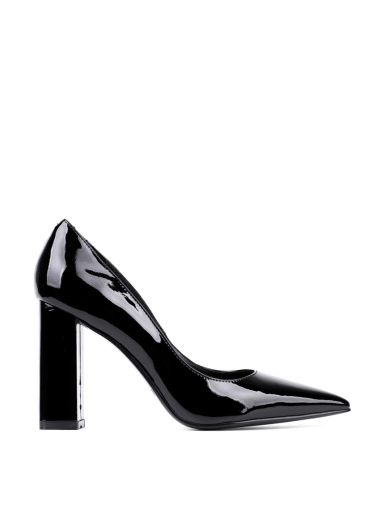 Жіночі туфлі-човники MIRATON лакові чорні на стійких підборах фото 1