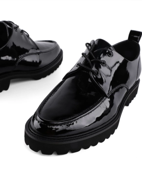 Жіночі туфлі дербі Attizzare чорні 041-92